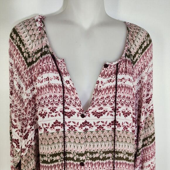 Cloud Chaser Womens Tunic Top 1X Button Front V Neck Long Sleeve Tassels Floral - Picture 3 of 12